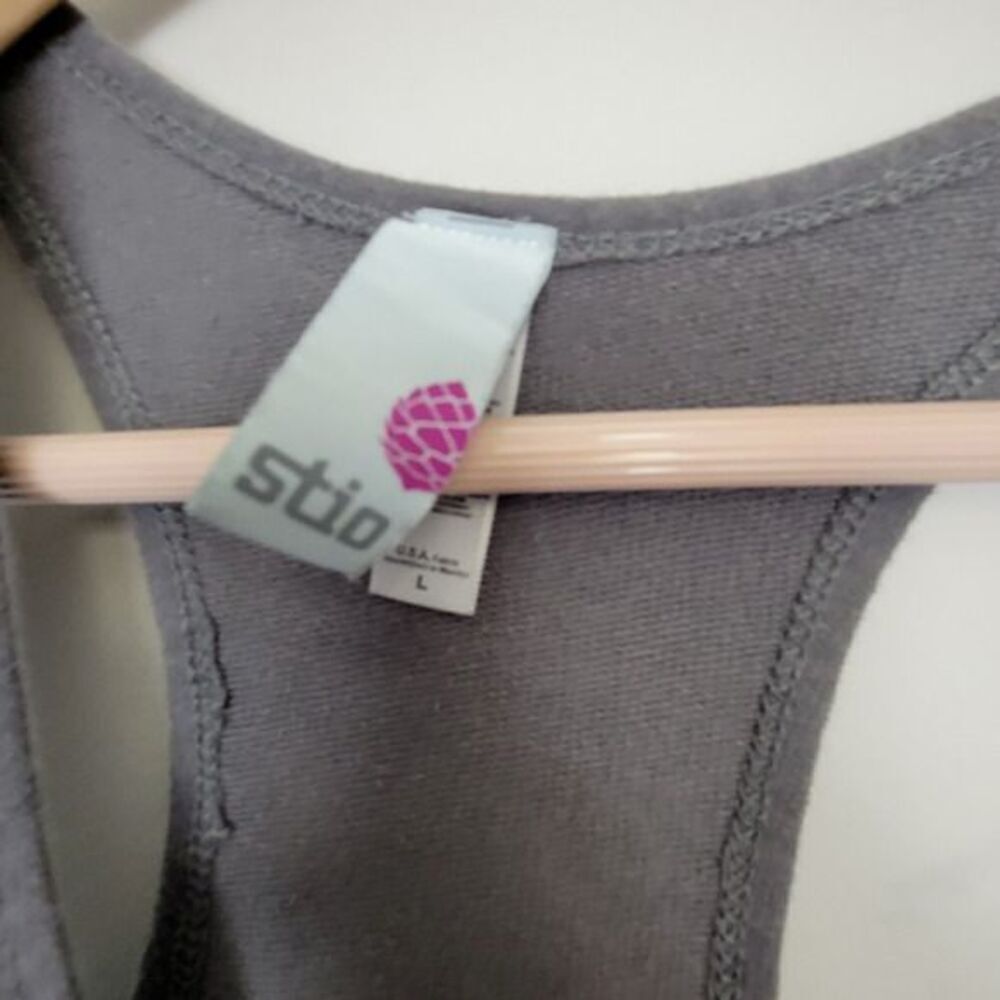 STIO Let The Outside In Racerback Tank Grey Large - Picture 3 of 5